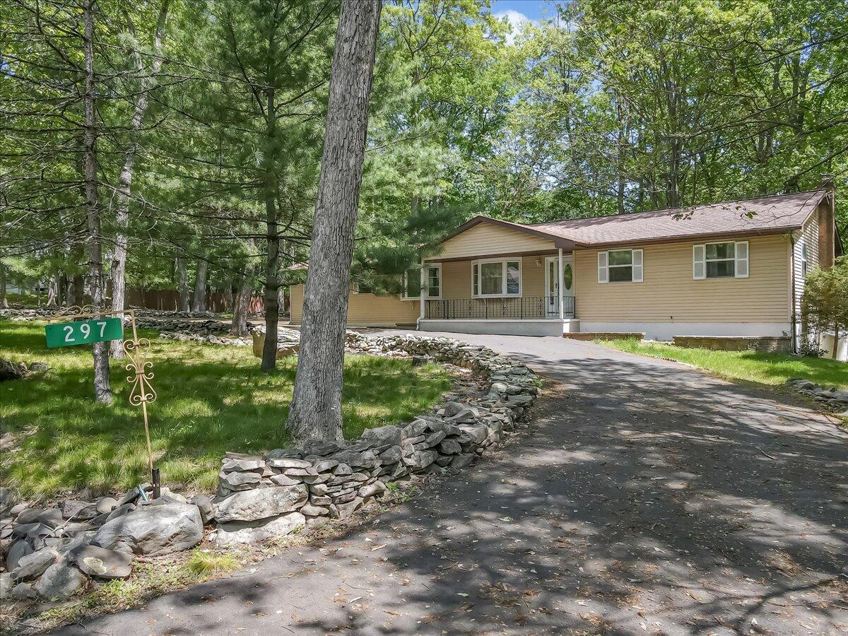 297 Whispering Hills Drive, East Stroudsburg, Pennsylvania image 8