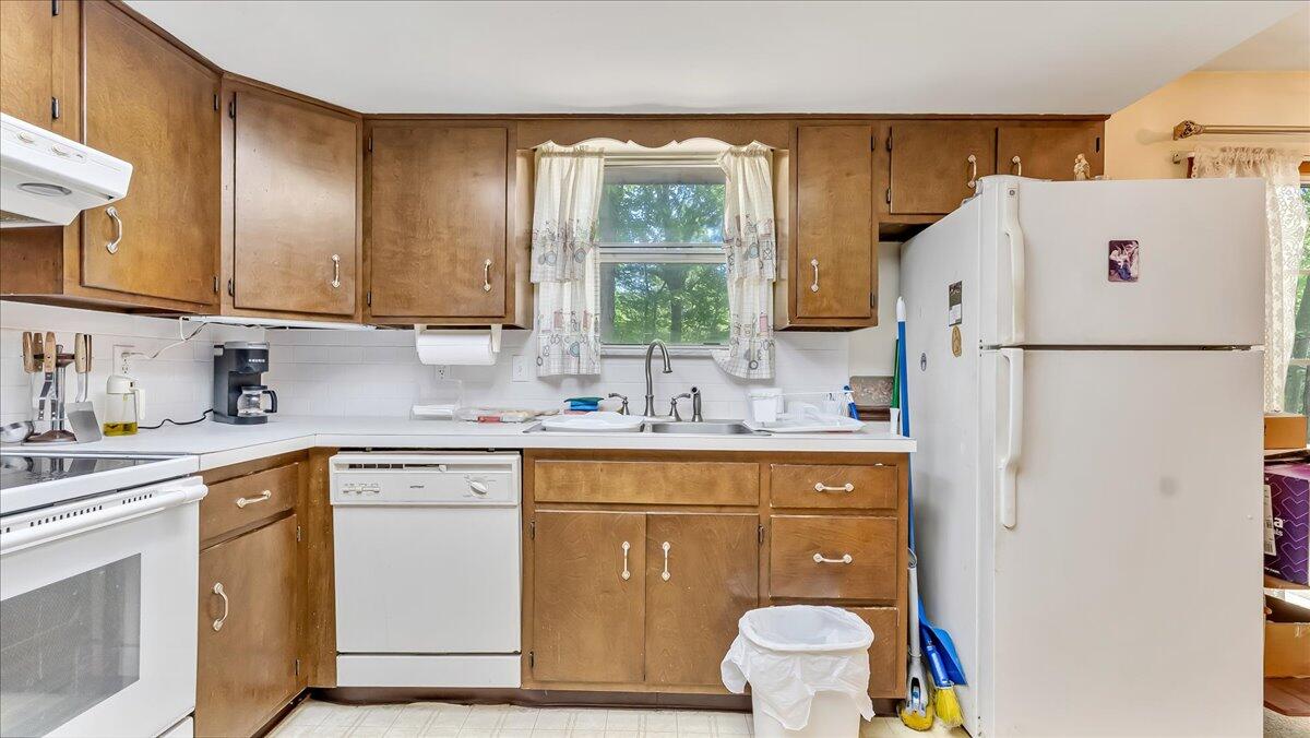 297 Whispering Hills Drive, East Stroudsburg, Pennsylvania image 27