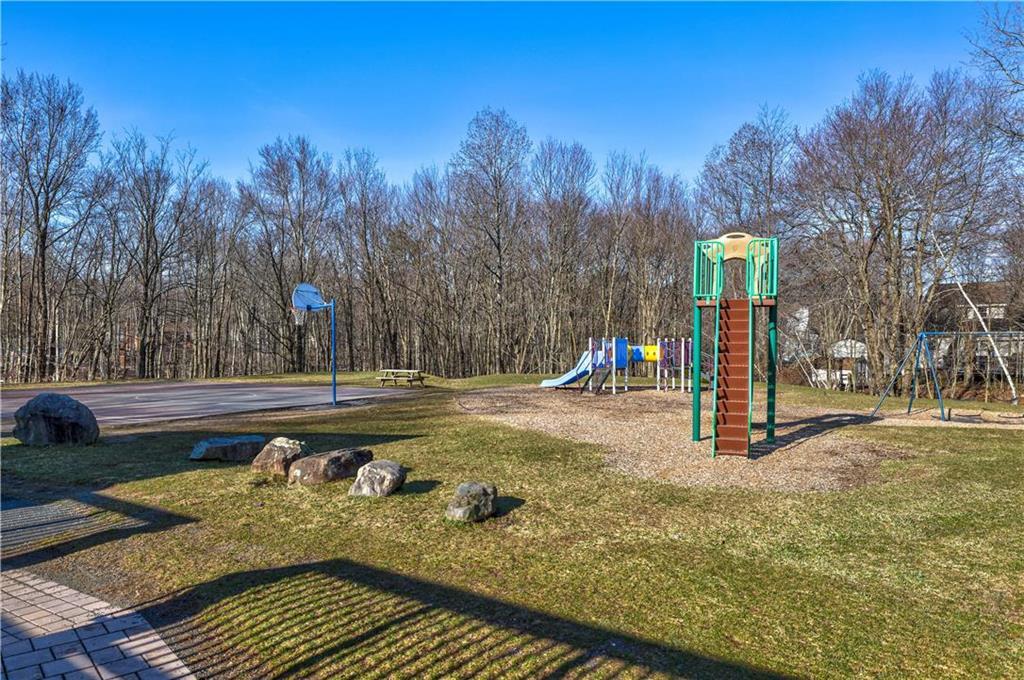 1918 Horseshoe Bend, Tobyhanna, Pennsylvania image 31