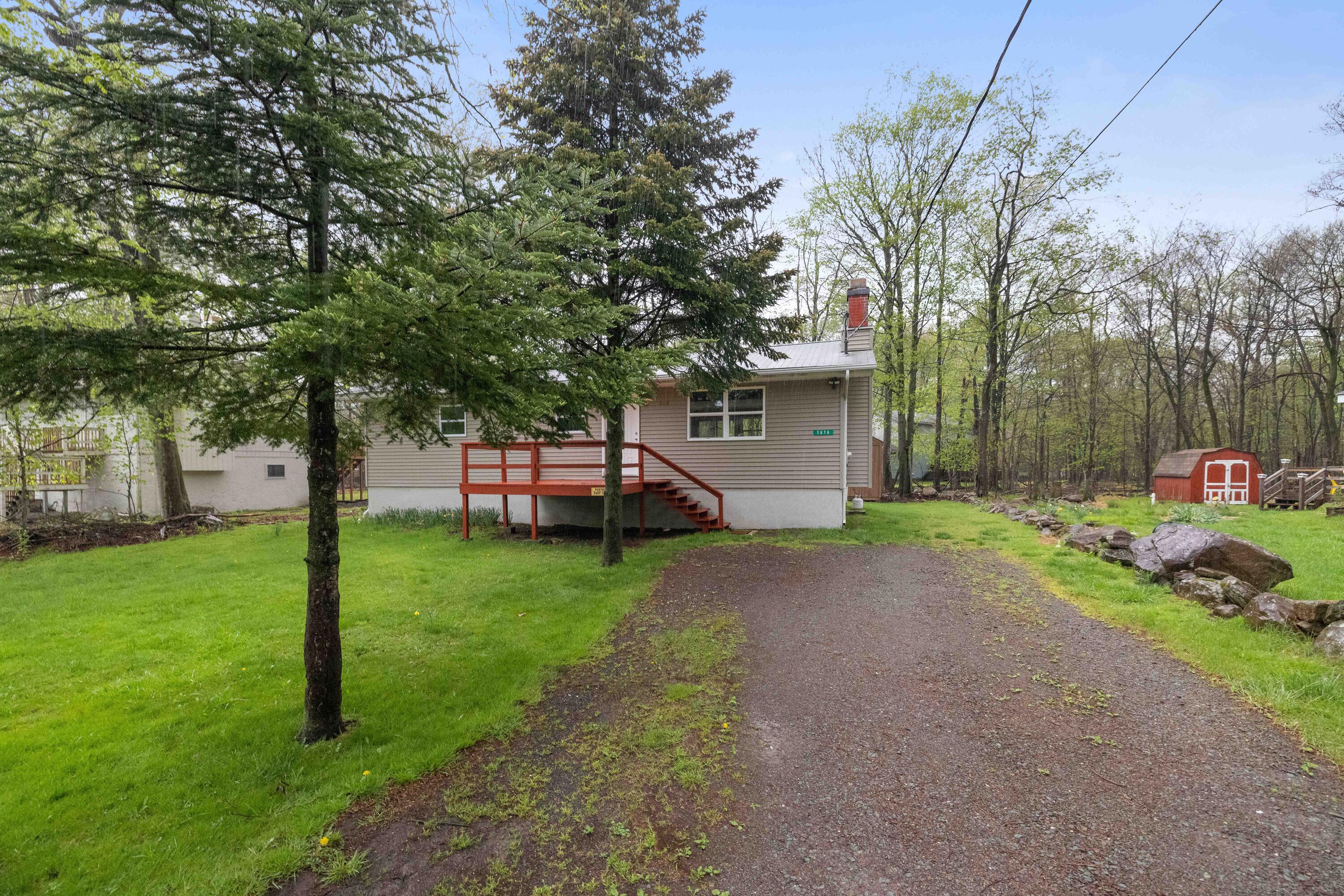 1918 Horseshoe Bend, Tobyhanna, Pennsylvania image 26