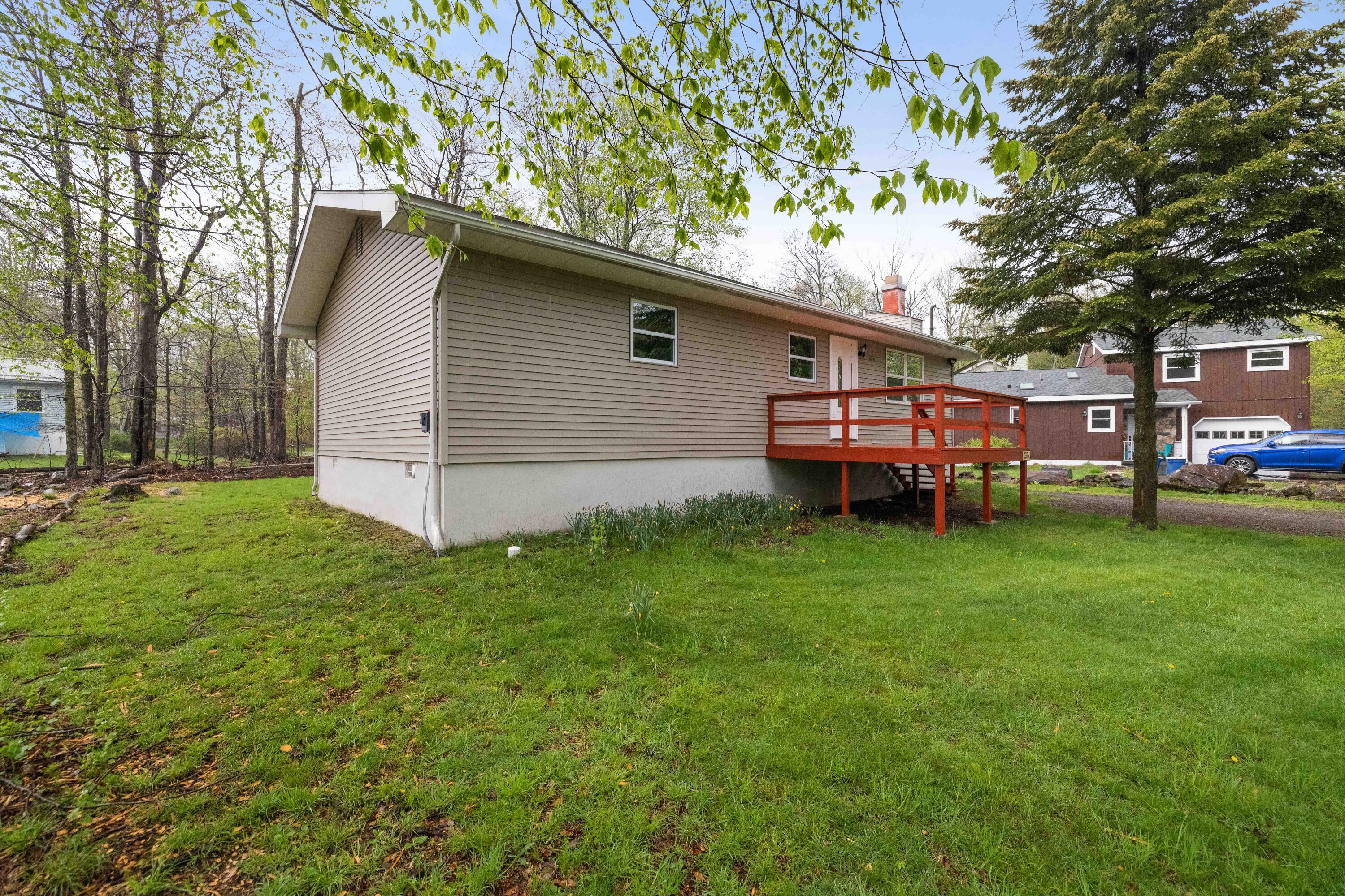 1918 Horseshoe Bend, Tobyhanna, Pennsylvania image 23