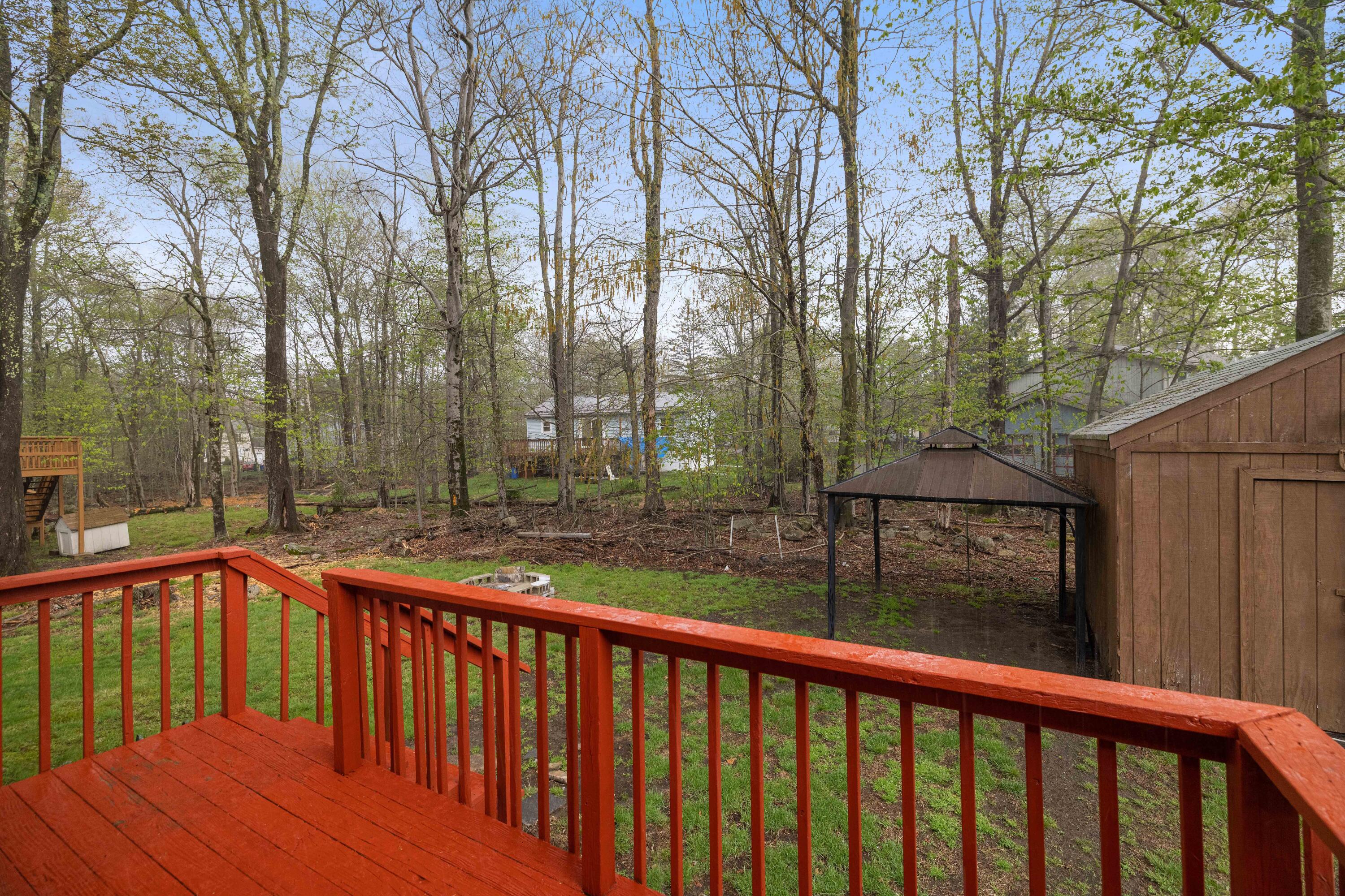 1918 Horseshoe Bend, Tobyhanna, Pennsylvania image 25