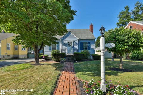 Homes For Sale - 132 E Landis Street<br/> Coopersburg, PA 18036