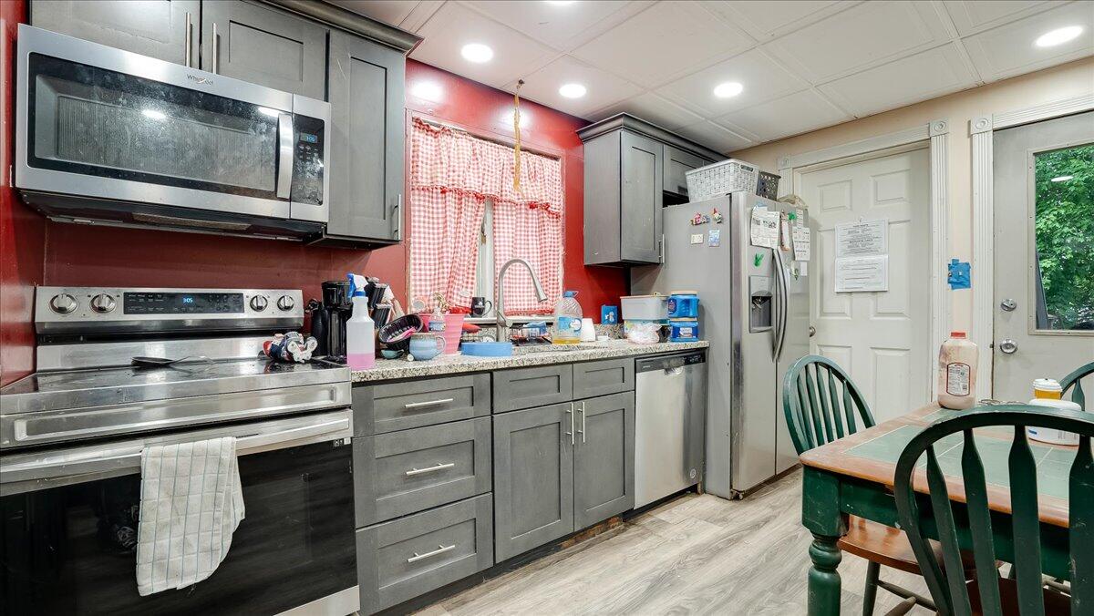 39 Elizabeth Street, Kingston, Pennsylvania image 24