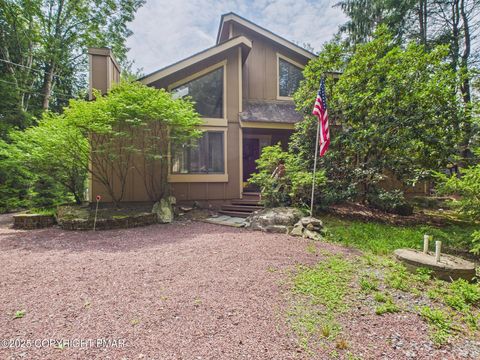 206 Little Pond Circle Pocono Pines PA 18350