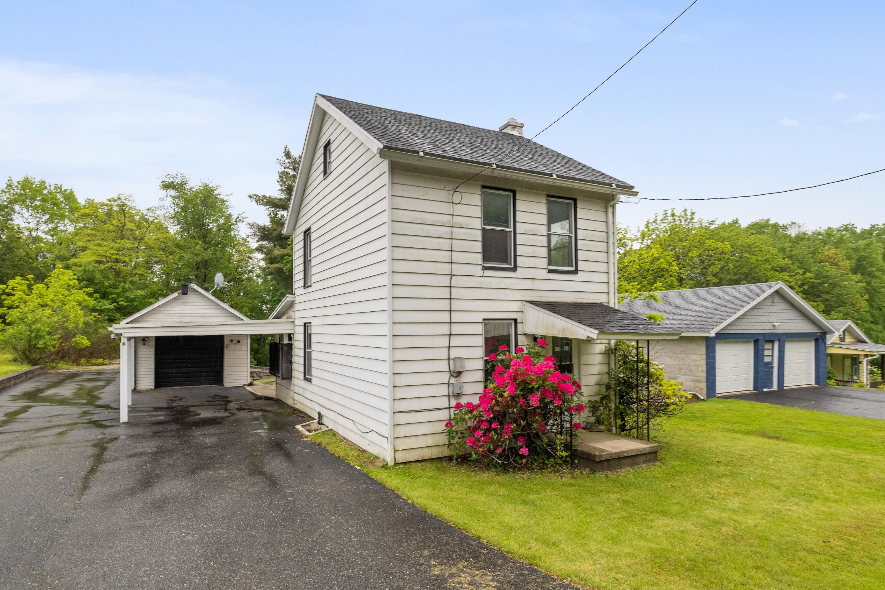 735 Beaver Run Drive, Lehighton, Pennsylvania image 1