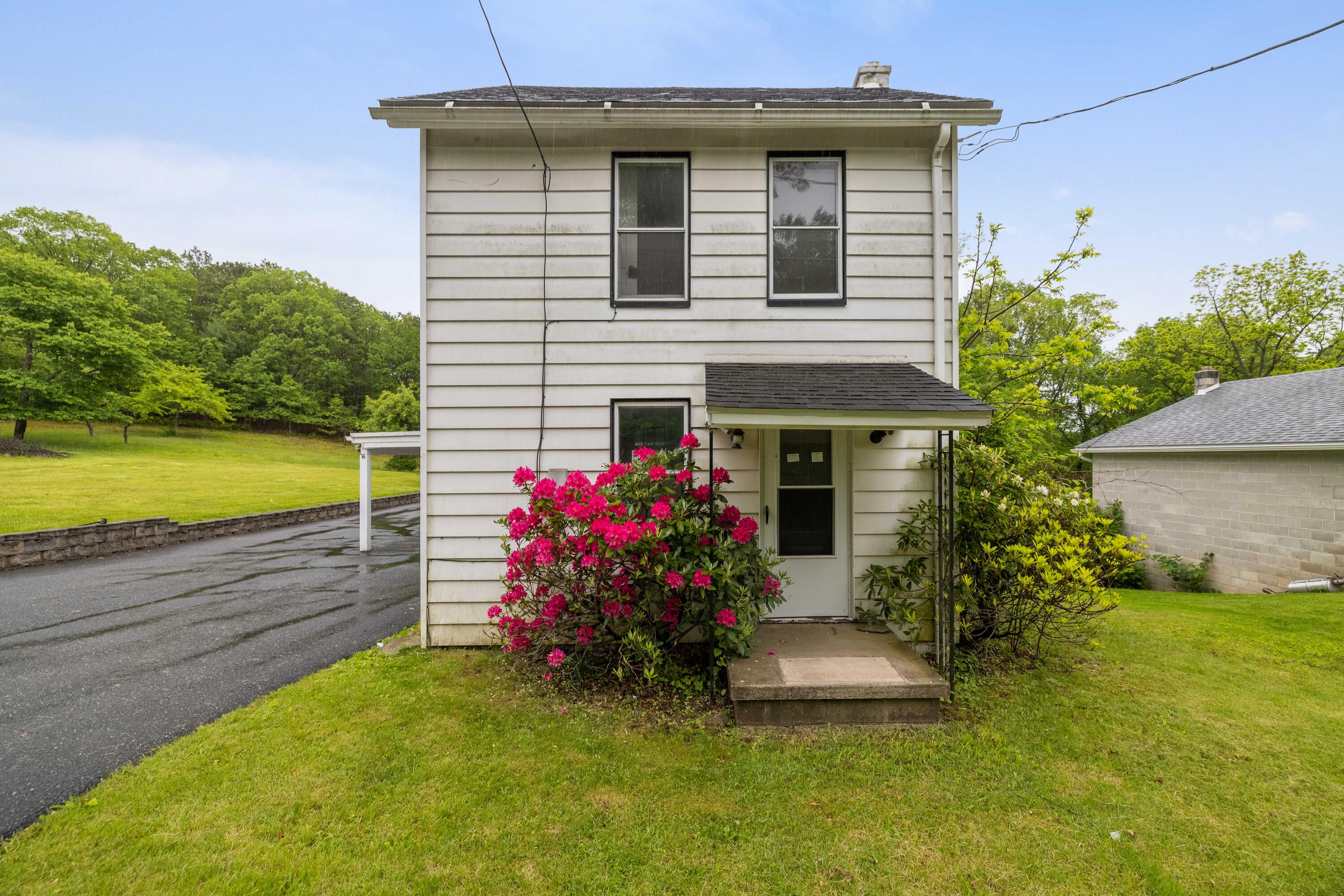 735 Beaver Run Drive, Lehighton, Pennsylvania image 2