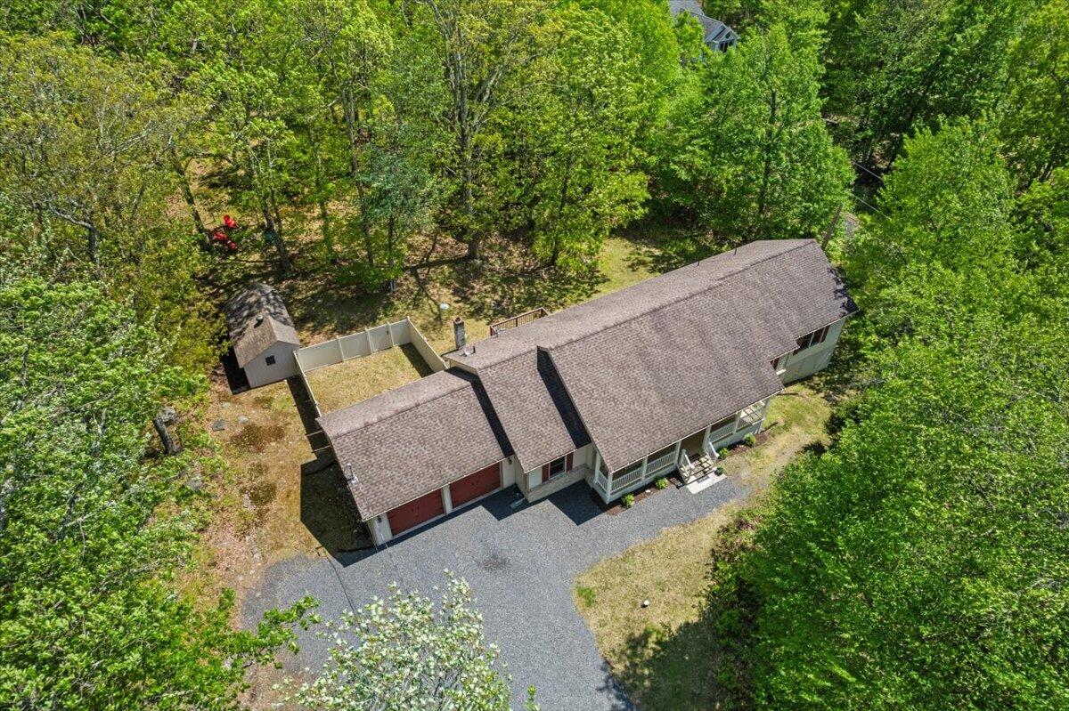 2380 Beartown Road, Canadensis, Pennsylvania image 3