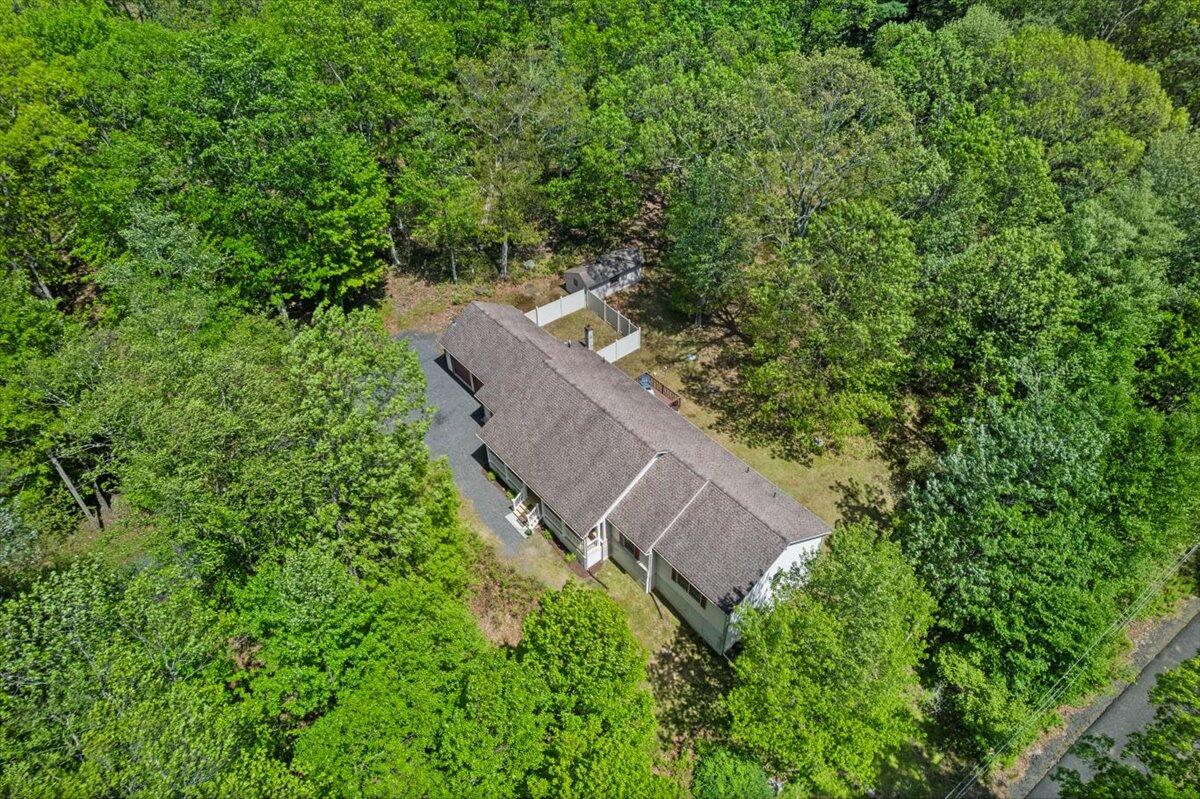 2380 Beartown Road, Canadensis, Pennsylvania image 6
