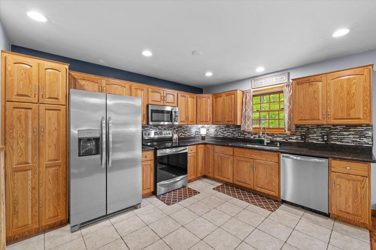 2380 Beartown Road, Canadensis, Pennsylvania image 8