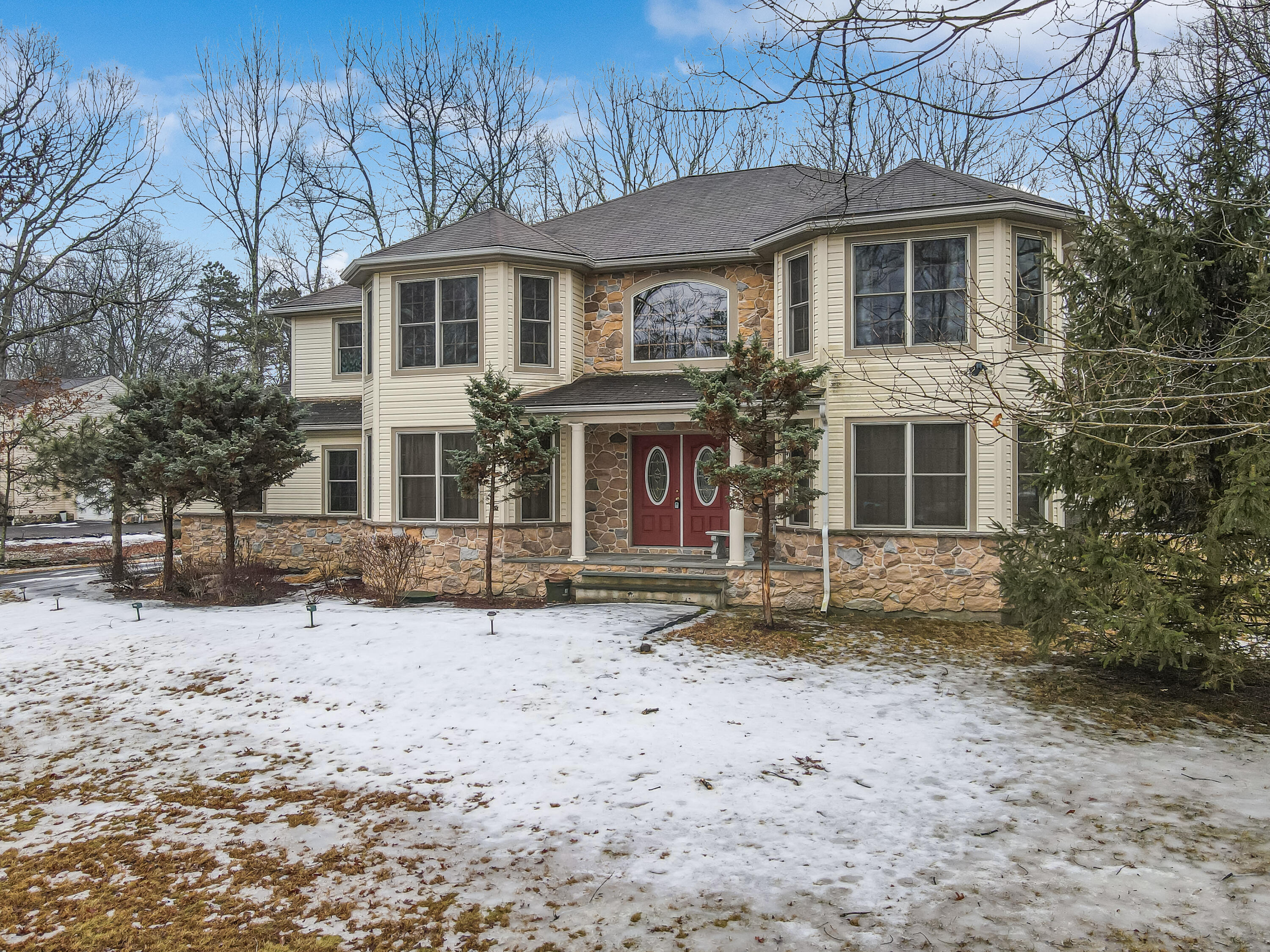107 Gollum Lane, Tamiment, Pennsylvania image 1