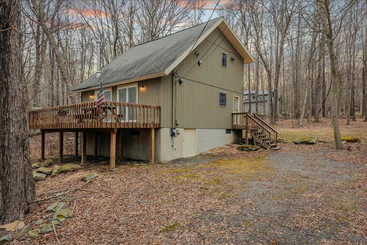 62 Locust Lane Ln, Gouldsboro, Pennsylvania image 4