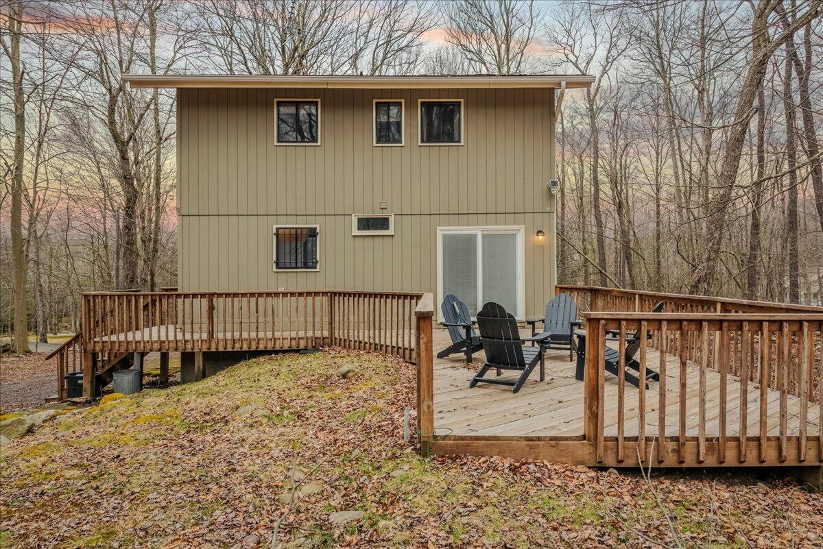 62 Locust Lane Ln, Gouldsboro, Pennsylvania image 3