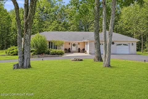 Homes For Sale - 123 Meadow Road<br/> Pocono Lake, PA 18347