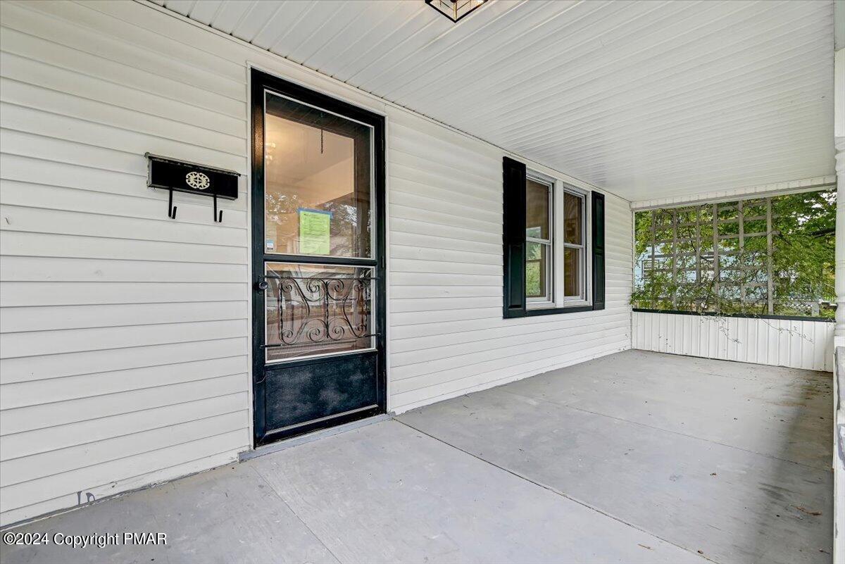 3 Oakland Avenue, East Stroudsburg, Pennsylvania image 8