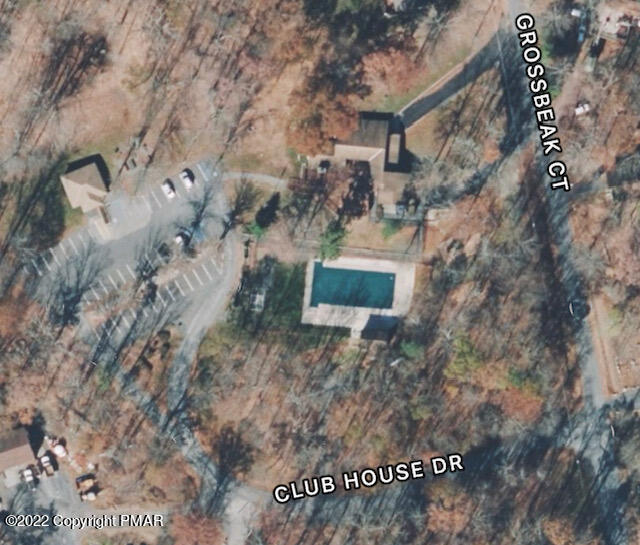 1278 Woodthrush Circle, Bushkill, Pennsylvania image 4