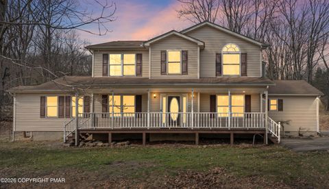 Homes For Sale - 59 Crestwood Drive<br/> Monroe County, Mount Pocono, PA 18344