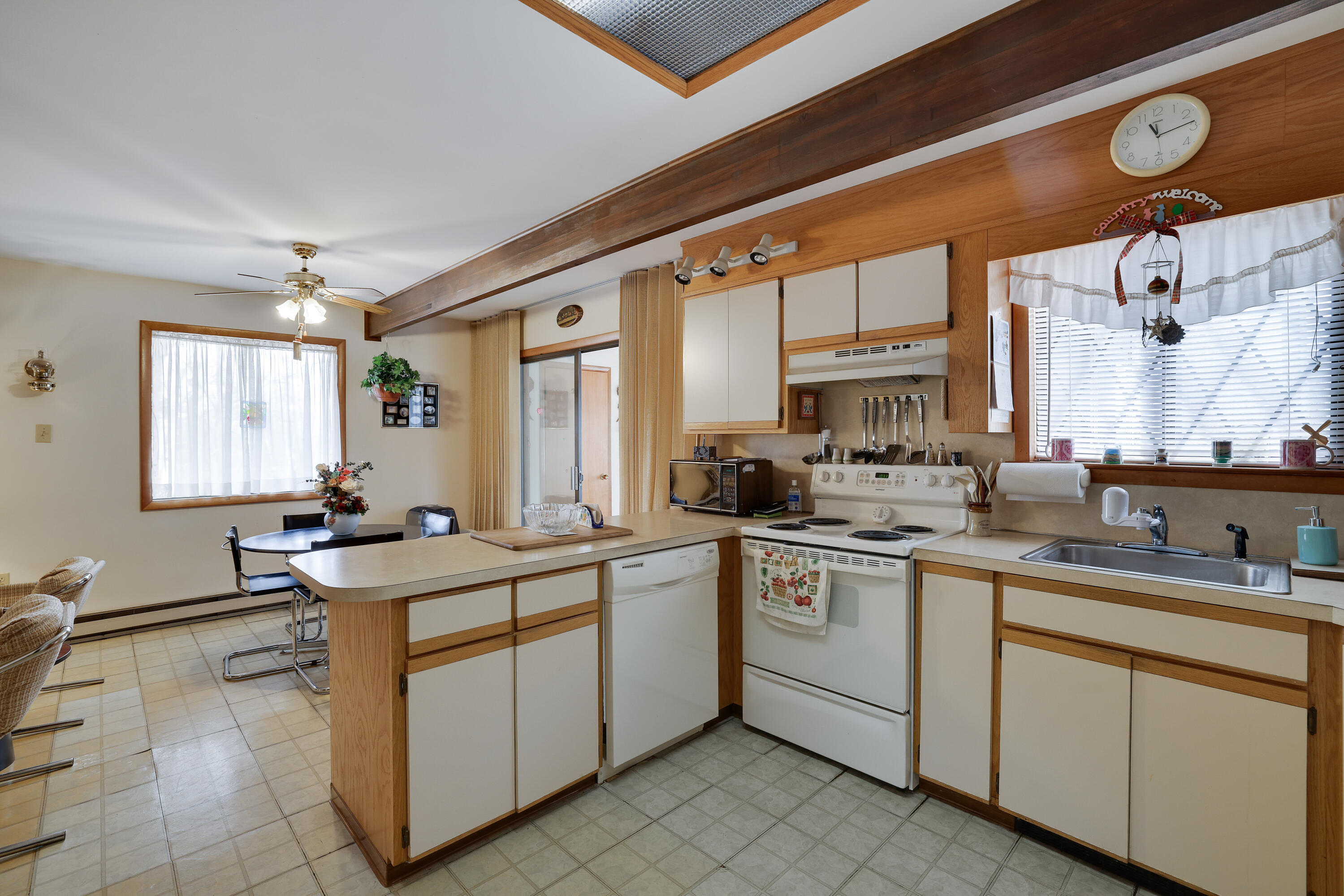 387 Clearview Drive, Long Pond, Pennsylvania image 16