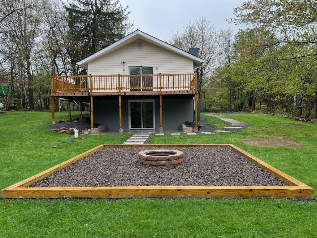 453 Cedar Drive, Long Pond, Pennsylvania image 1