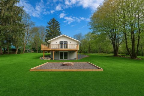 453 Cedar Drive Long Pond PA 18334
