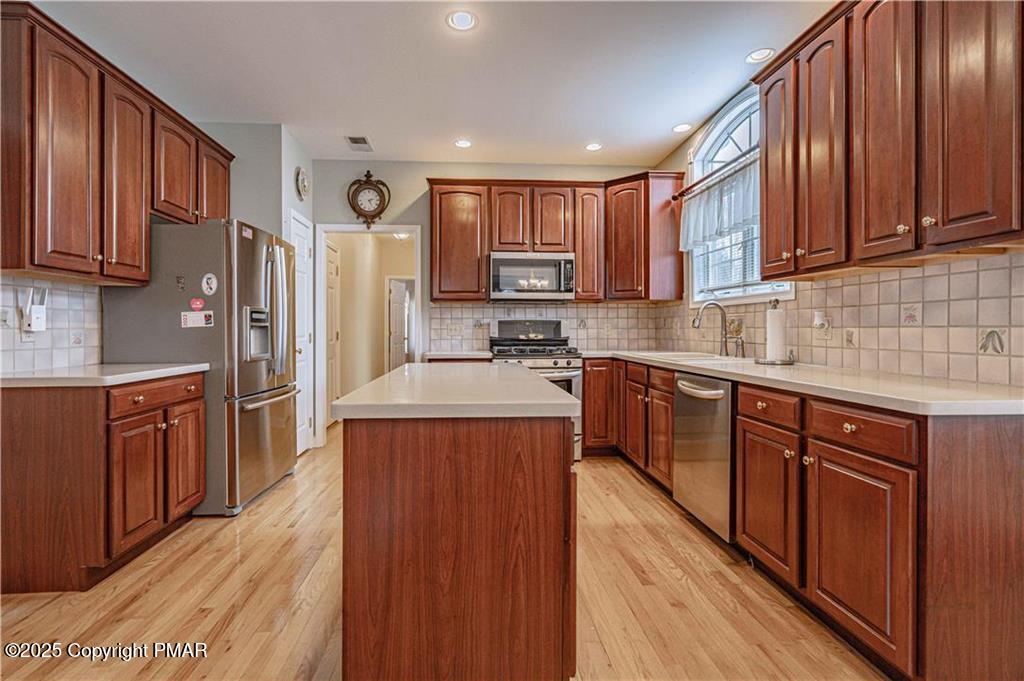 3107 Broadmoor Drive, Center Valley, Pennsylvania image 17
