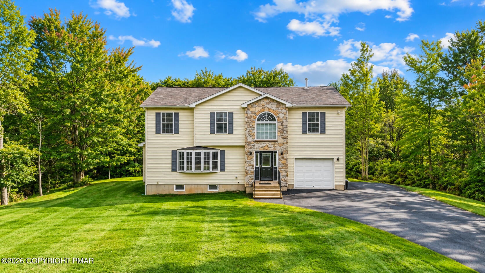 2742 Long Pond Road