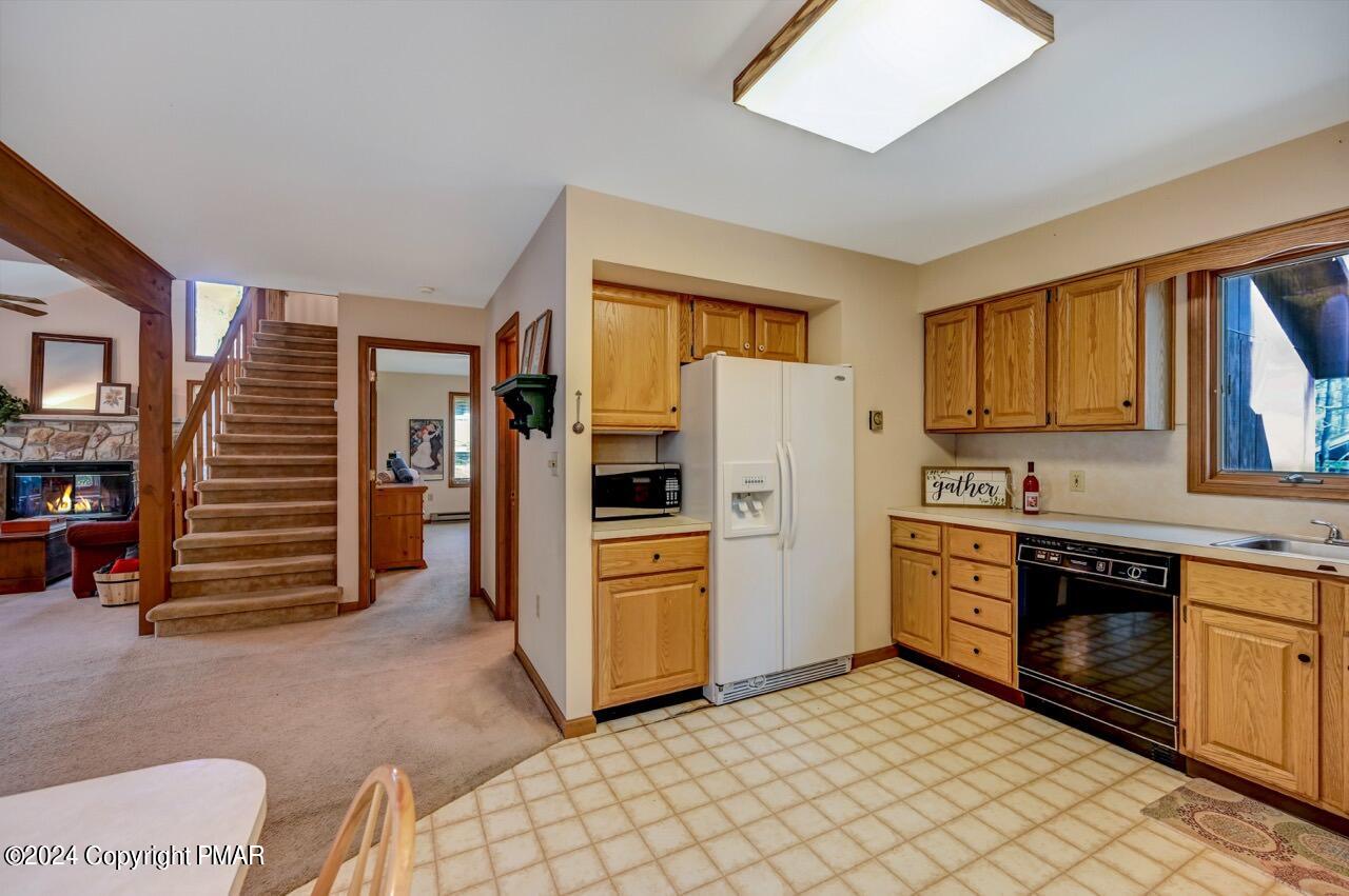 5528 Fox Run, Pocono Pines, Pennsylvania image 19