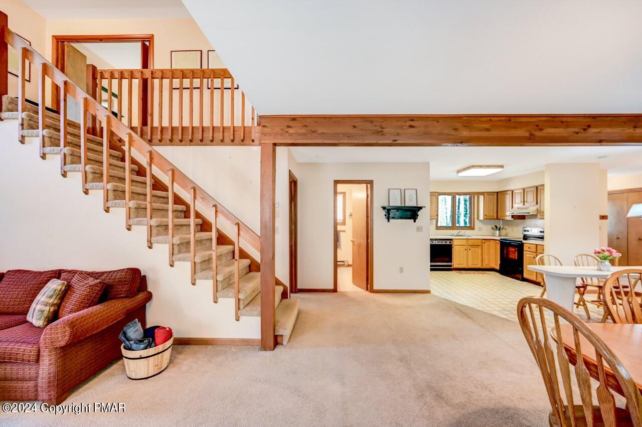 5528 Fox Run, Pocono Pines, Pennsylvania image 6
