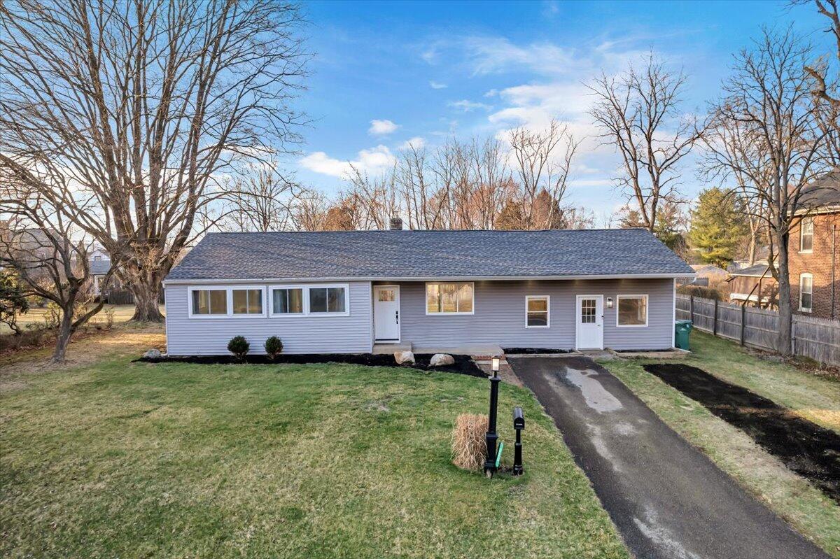 336 E Brown St Street, East Stroudsburg, Pennsylvania image 2