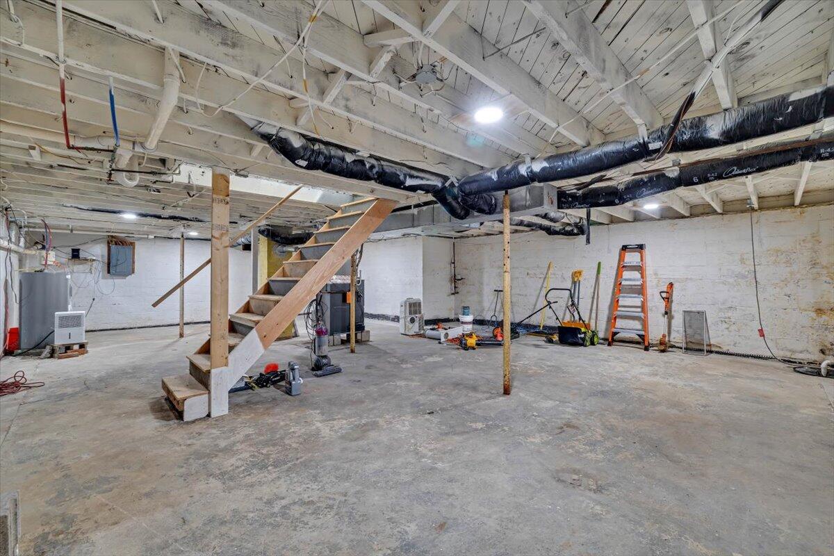 336 E Brown St Street, East Stroudsburg, Pennsylvania image 37