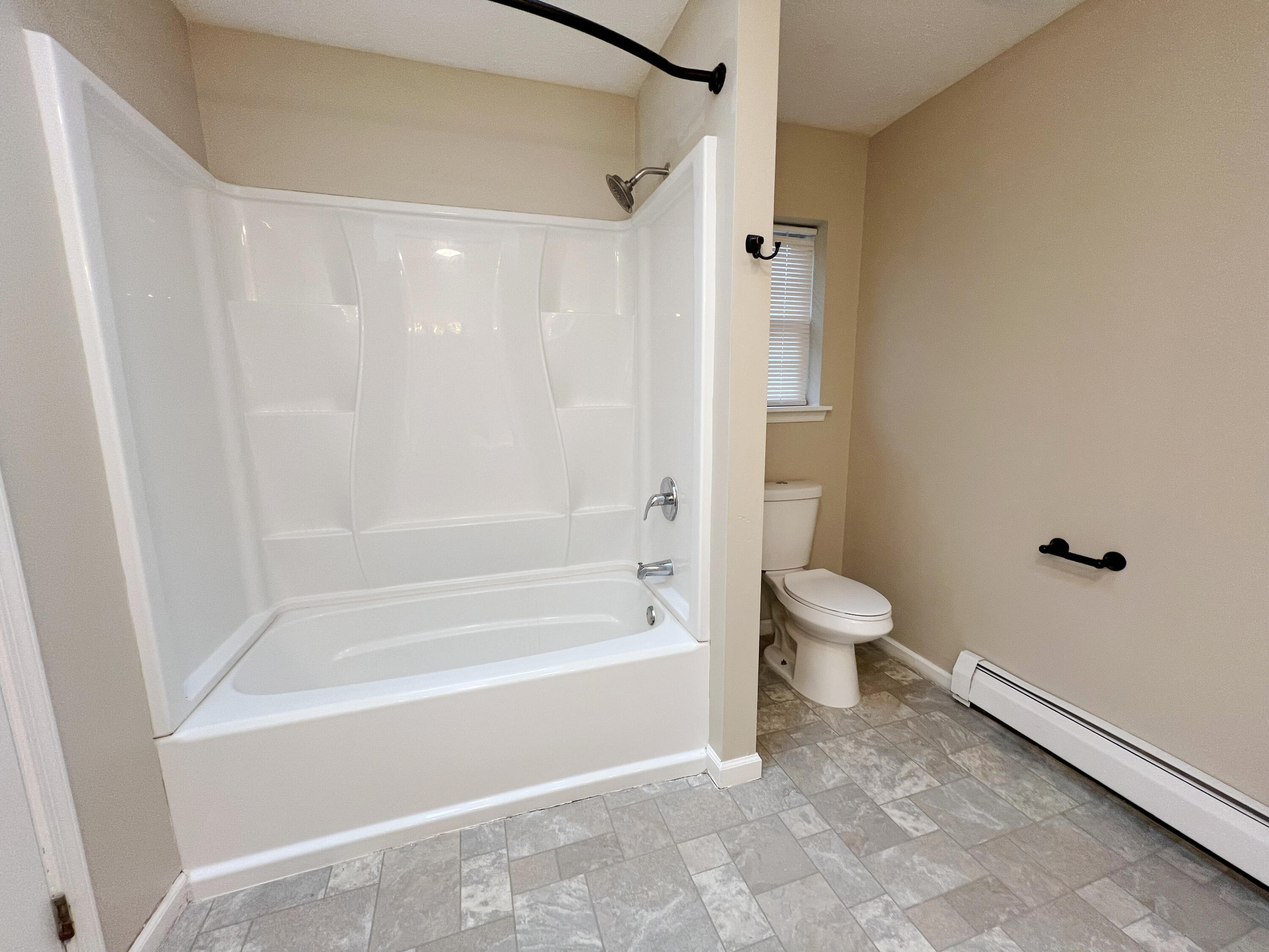 211 Beaver Dam Road, Long Pond, Pennsylvania image 11