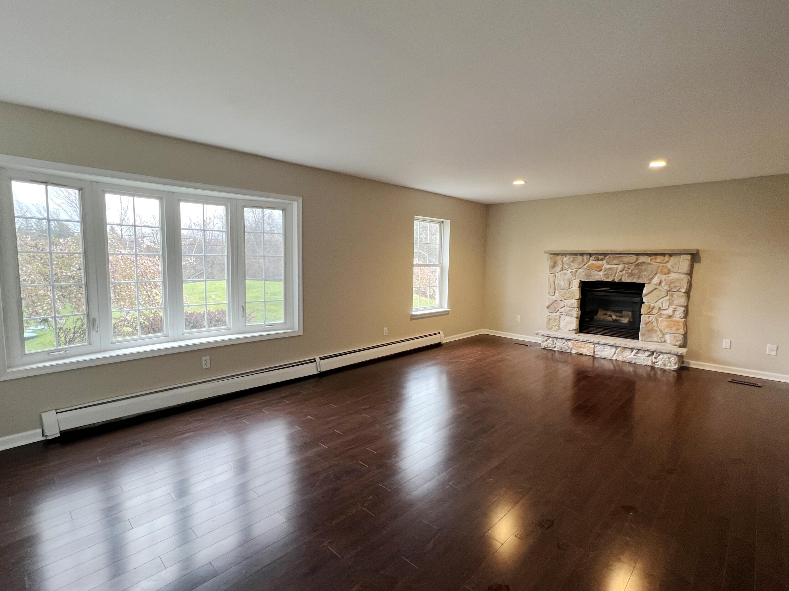211 Beaver Dam Road, Long Pond, Pennsylvania image 2