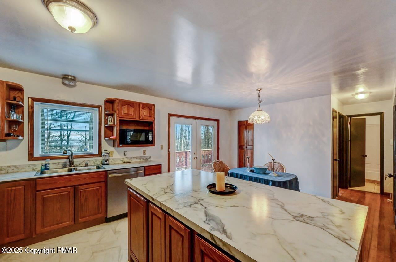 332 Pocono Boulevard, Bushkill, Pennsylvania image 15