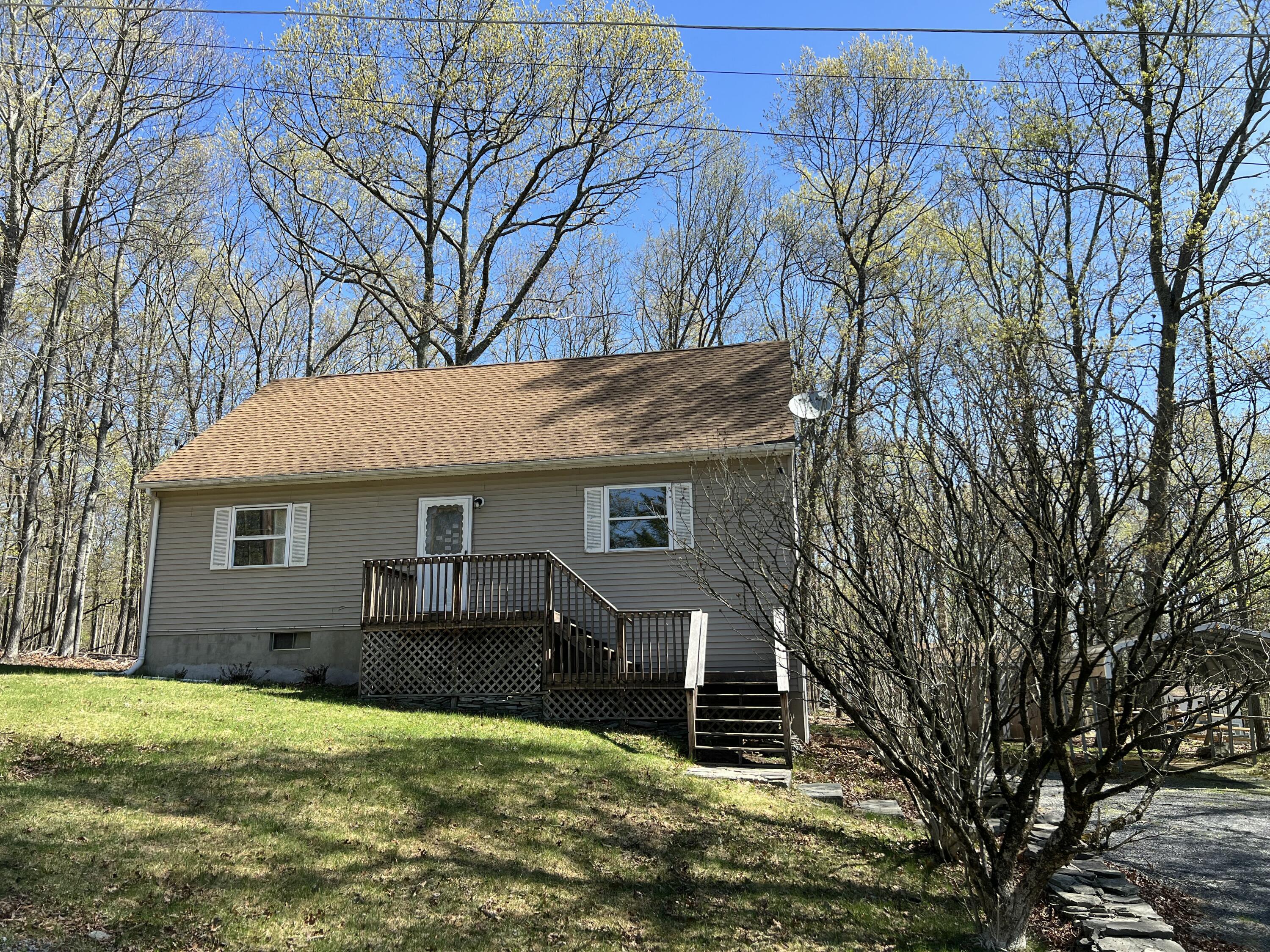 1227 Alder Road, East Stroudsburg, Pennsylvania image 5