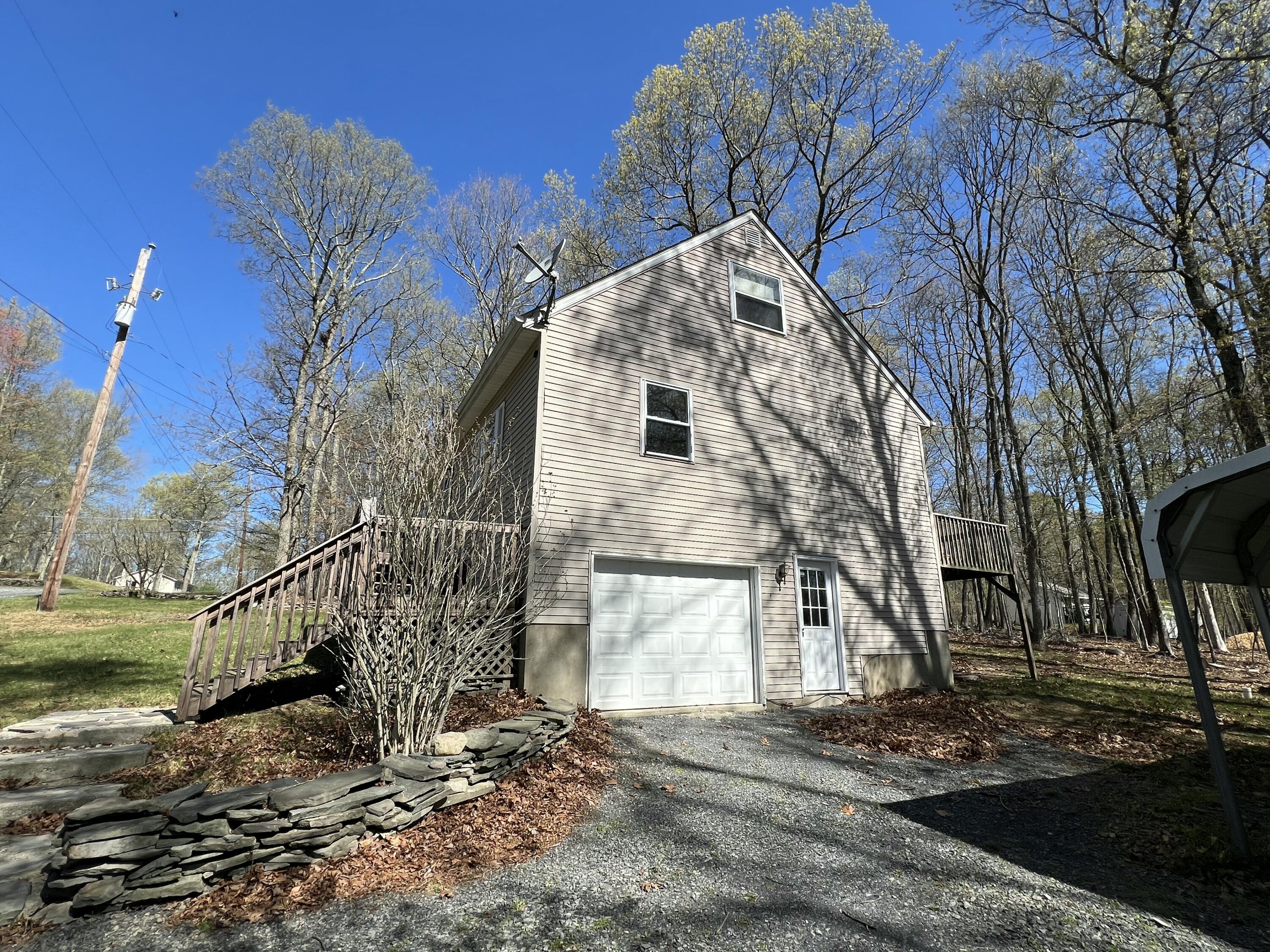 1227 Alder Road, East Stroudsburg, Pennsylvania image 8