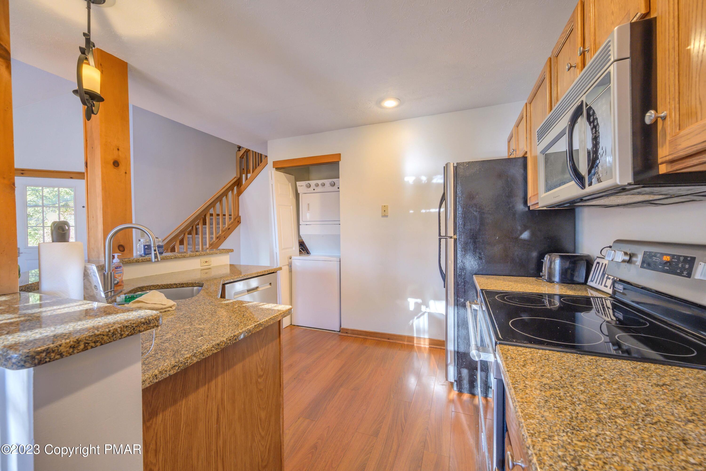 411 Hickory Drive, Tannersville, Pennsylvania image 14