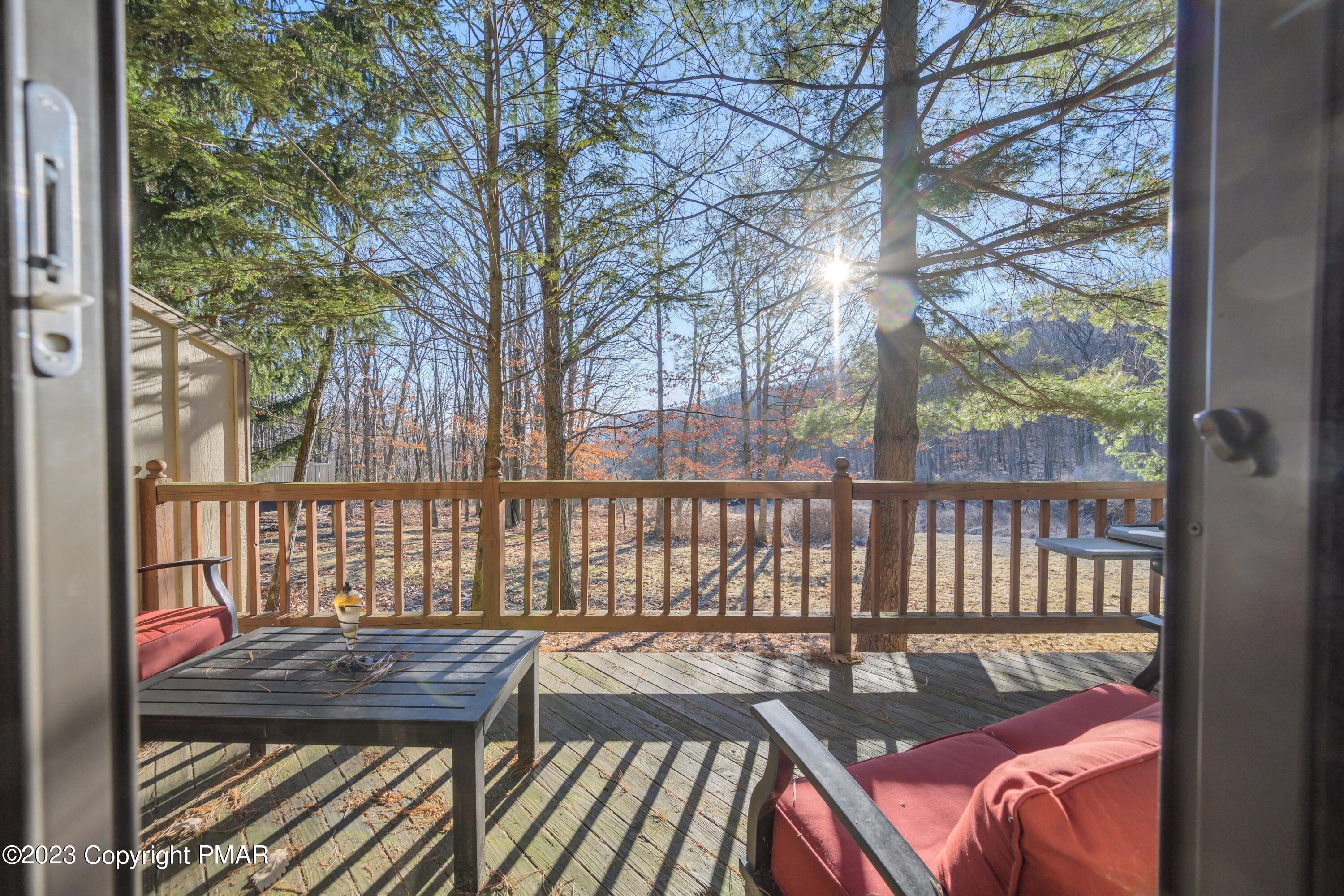411 Hickory Drive, Tannersville, Pennsylvania image 28