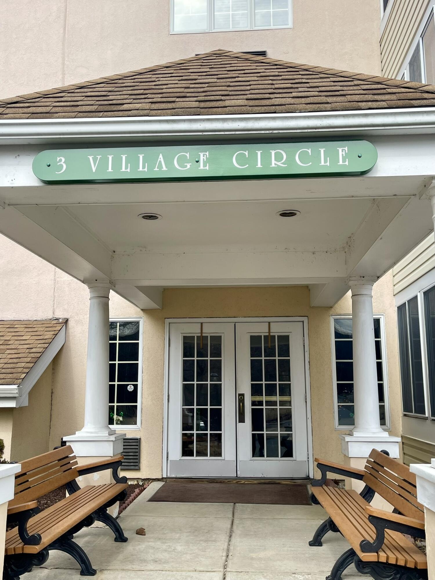 3 Village Circle, Stroudsburg, Pennsylvania image 3