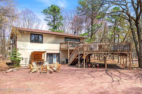 Homes For Sale - 70 Pineknoll Drive<br/> Carbon County, Lake Harmony, PA 18624