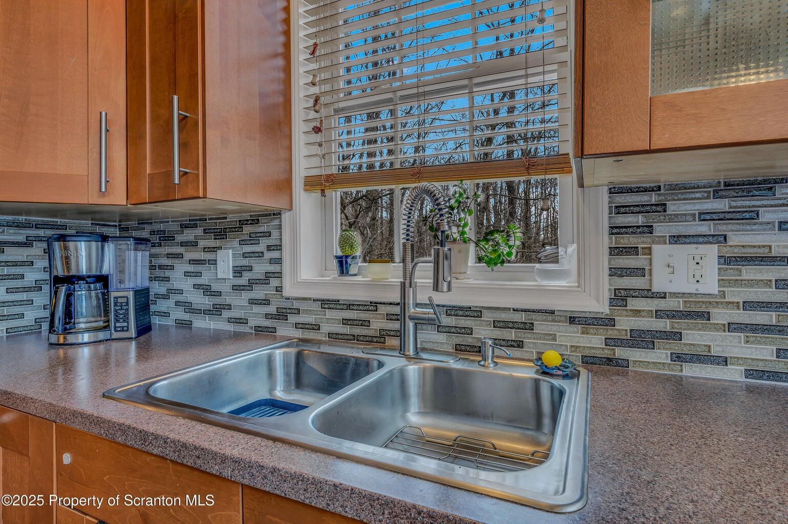27 Lake Natalie Drive, Gouldsboro, Pennsylvania image 22