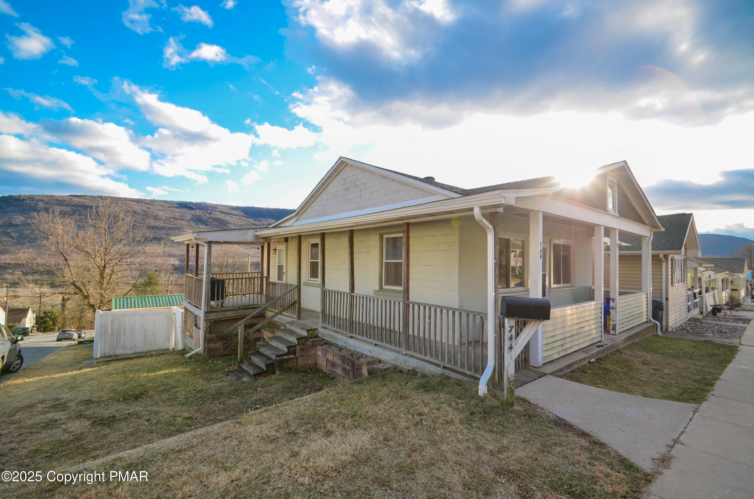 744 Edgemont Avenue, Palmerton, Pennsylvania image 1