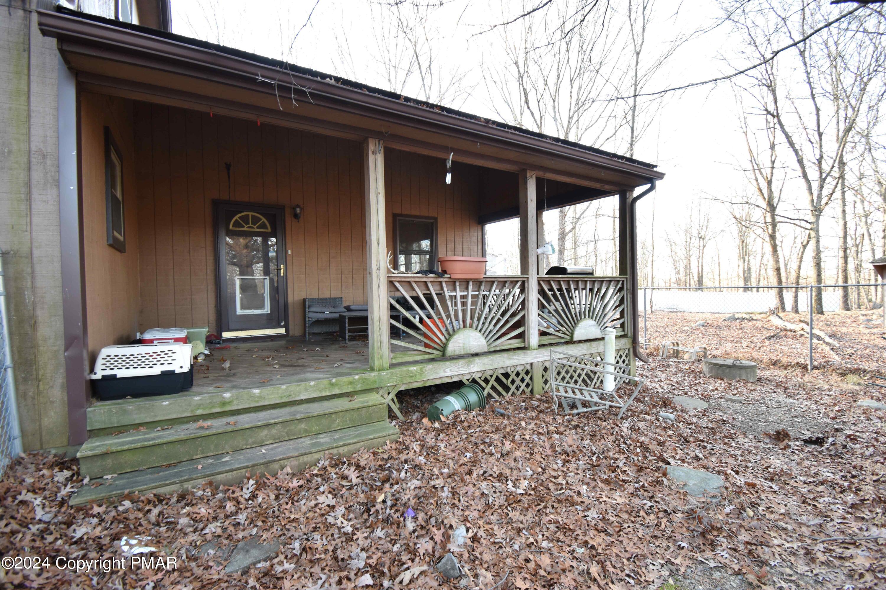 4524 W Pine Ridge Drive, Bushkill, Pennsylvania image 5