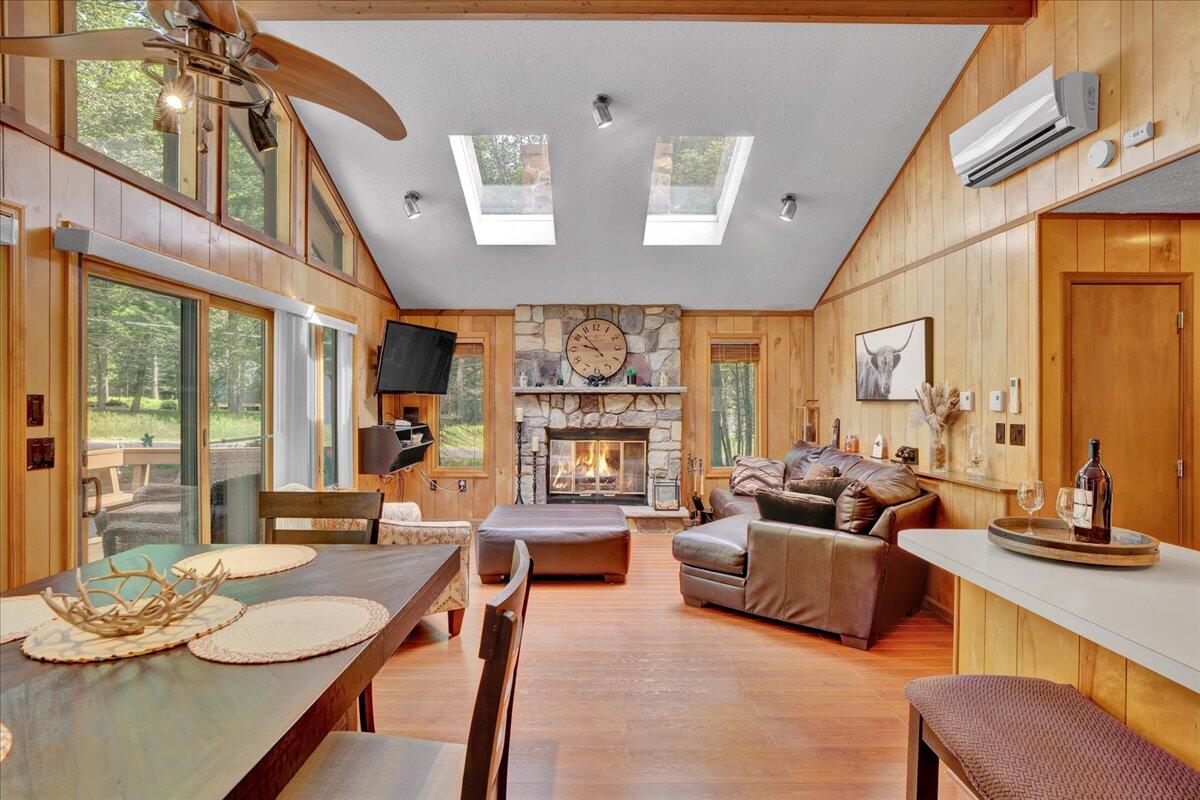 86 Mildred Drive