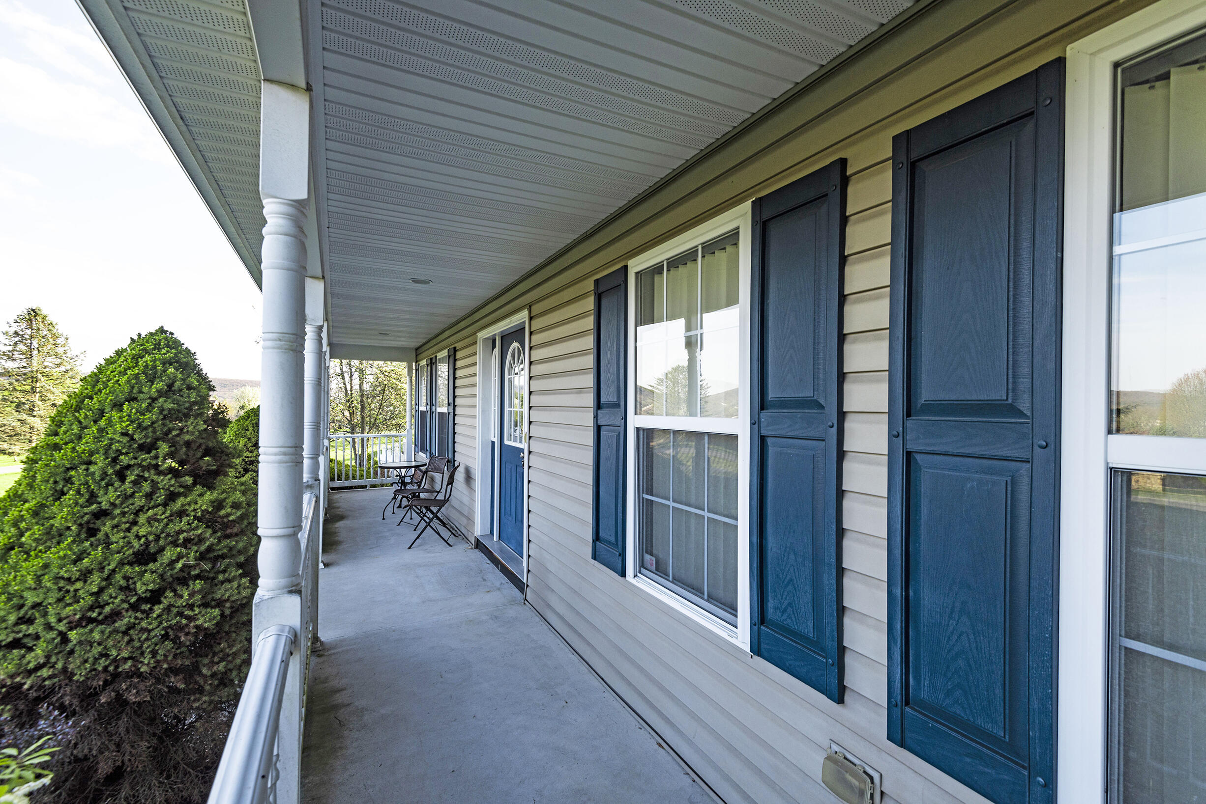 126 Arthur Lane, Brodheadsville, Pennsylvania image 3