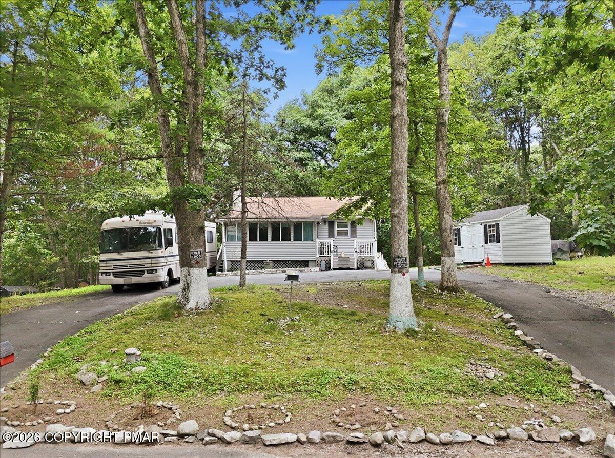261 Wynding Way
