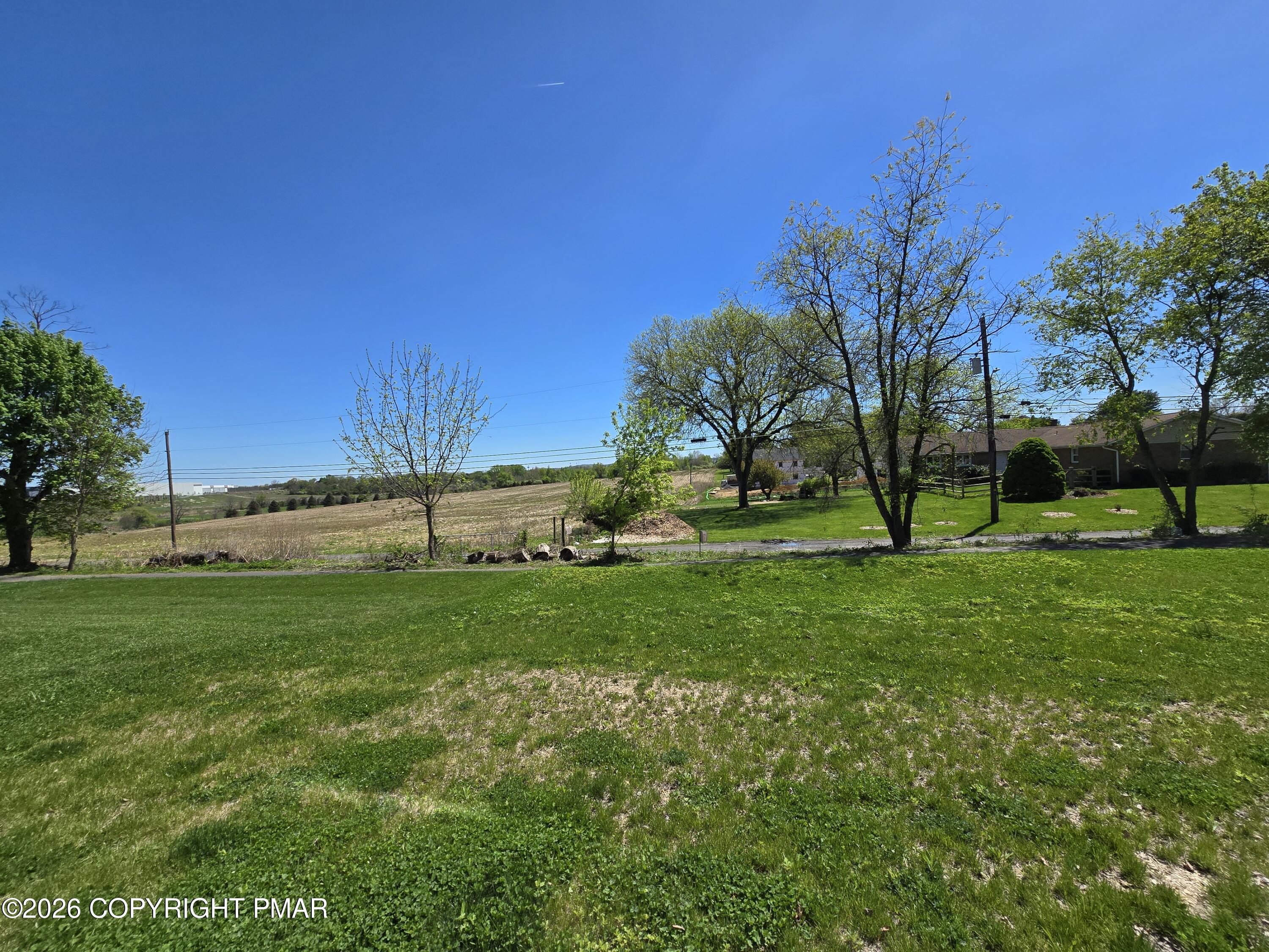 1174 Woodmont Lane