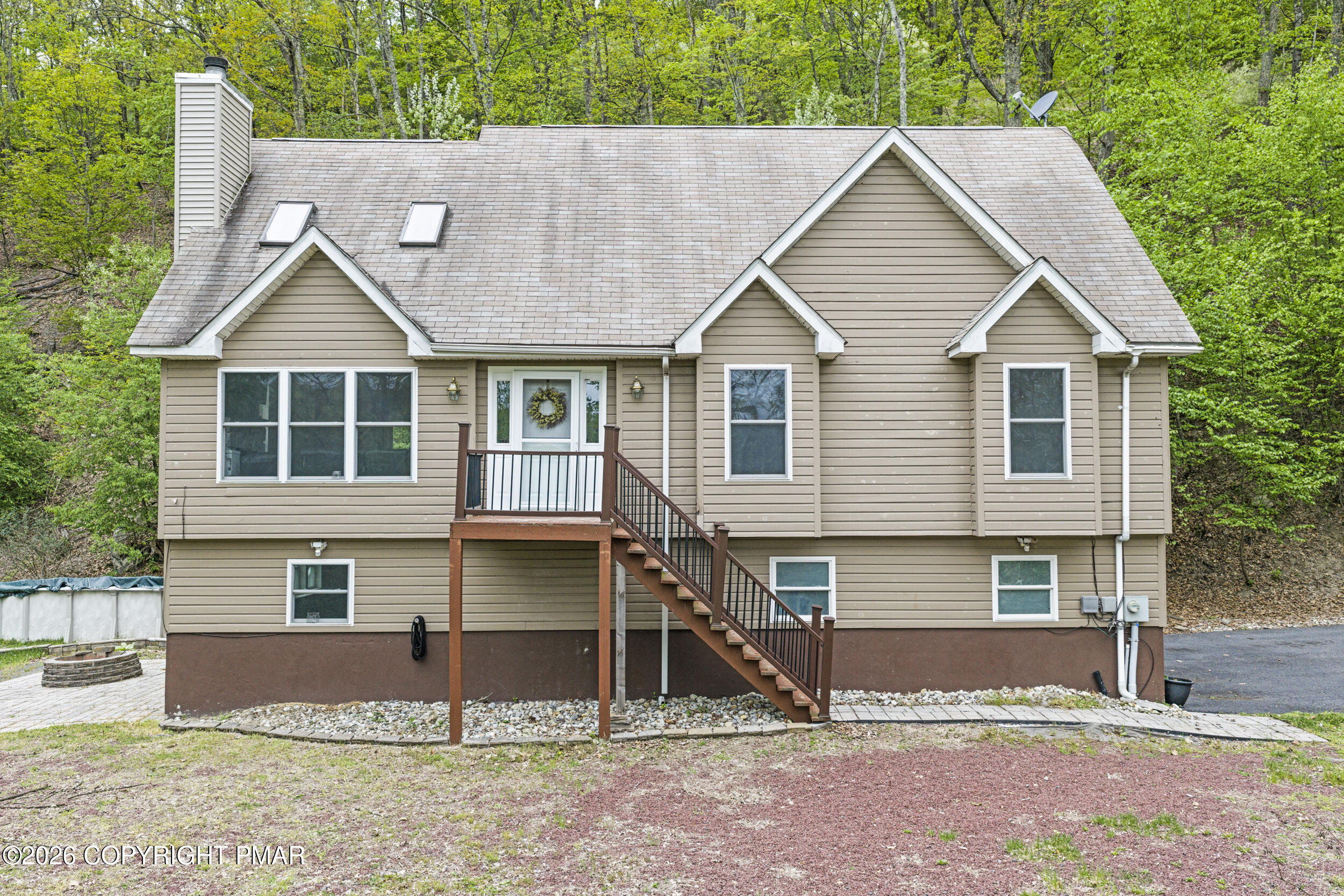 4107 Hickory Lane