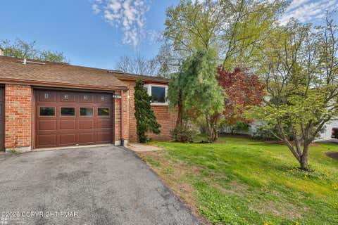 Townhouse For Sale - 8332 Willow Run<br/> Fogelsville, PA 18051