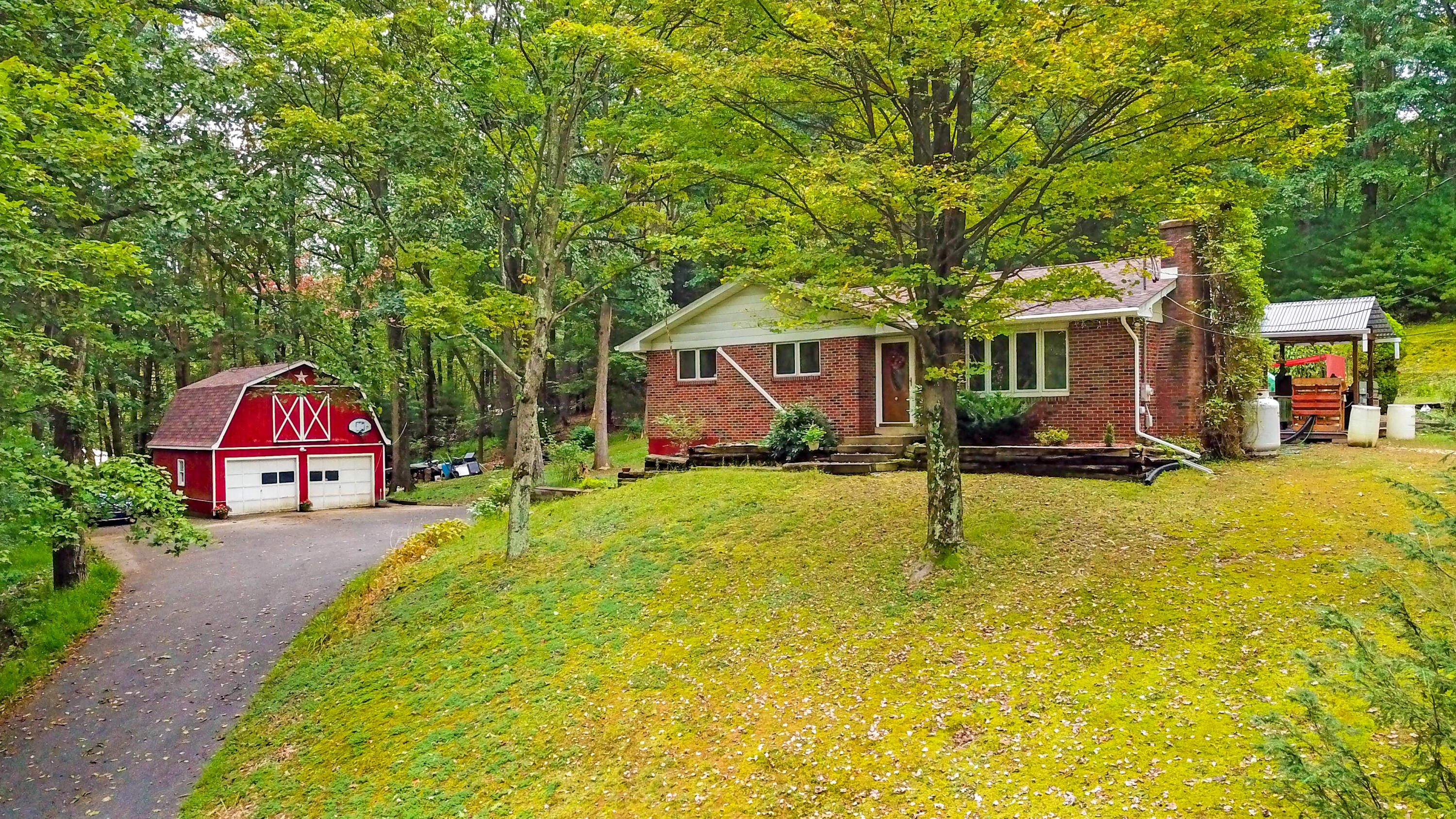 974 Meixsell Valley Road, Saylorsburg, Pennsylvania image 1