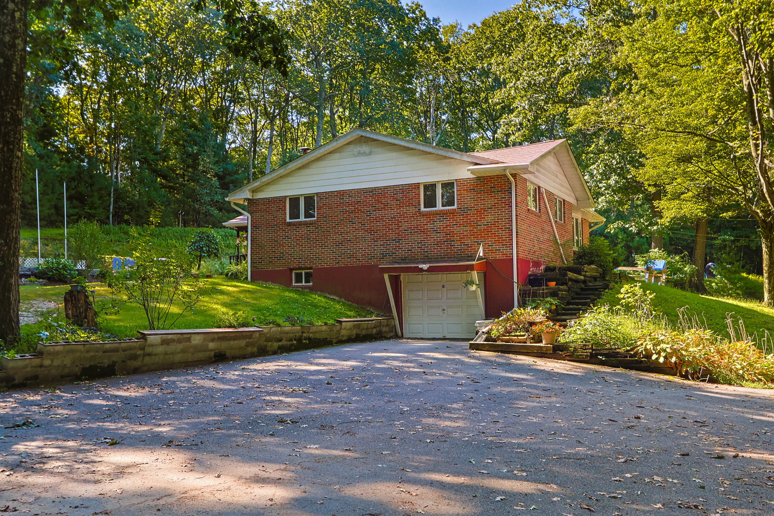 974 Meixsell Valley Road, Saylorsburg, Pennsylvania image 17